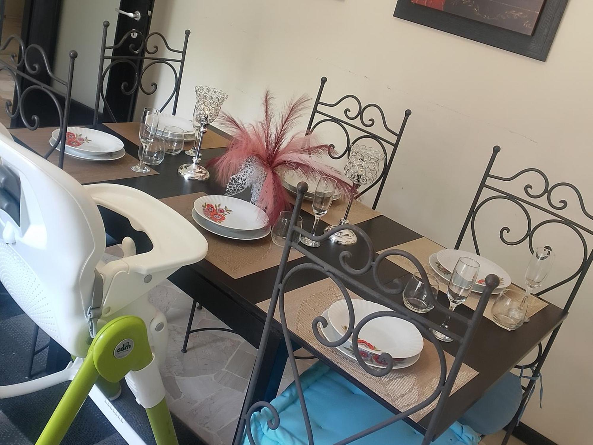 Elizabeth House Apartment โกโม ภายนอก รูปภาพ