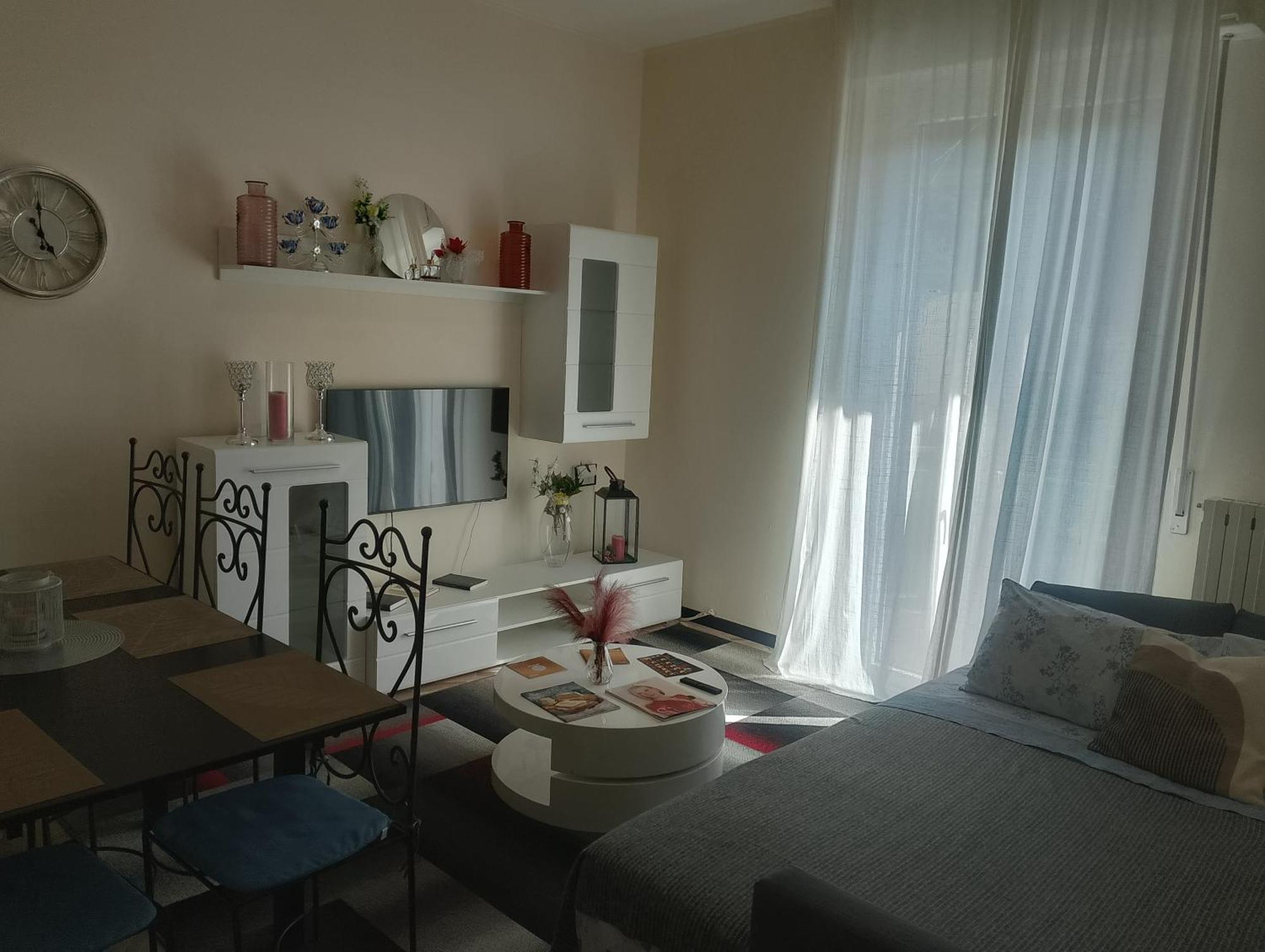 Elizabeth House Apartment โกโม ภายนอก รูปภาพ
